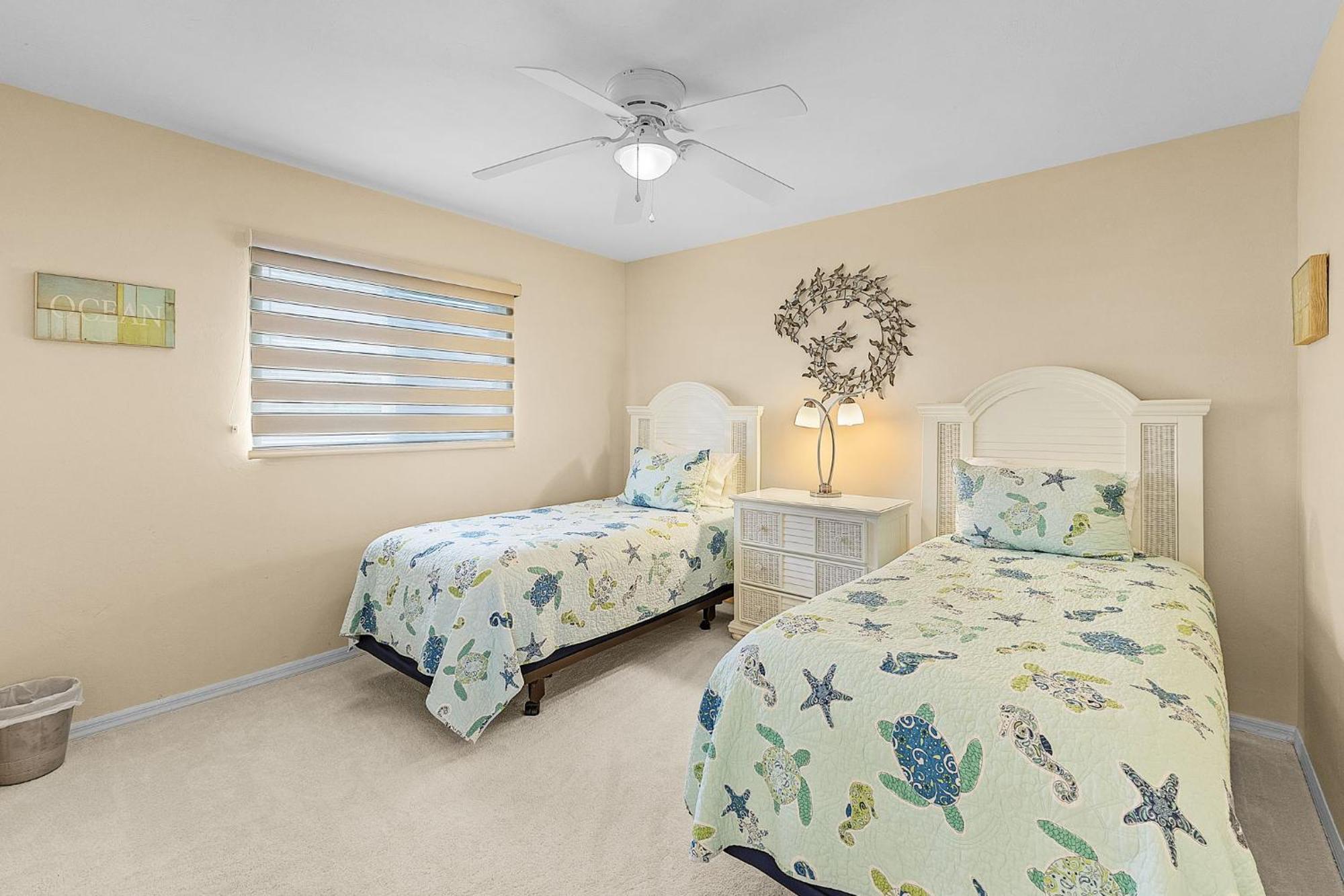 Tropical Palms Sw Cape - Waterfront Private Home, Locally Owned & Managed, Fair & Honest Pricing Cape Coral Exterior photo